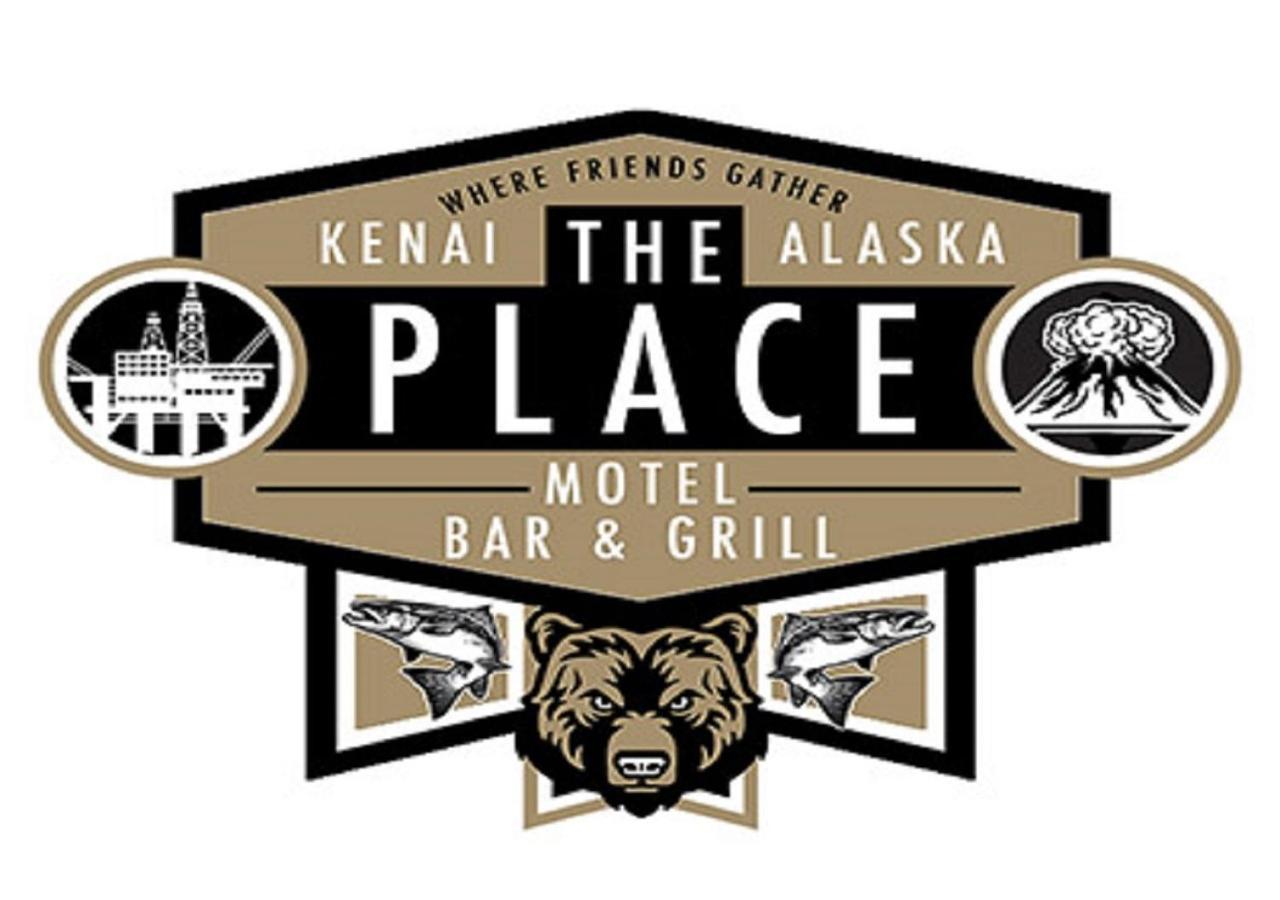 كيناي The Place Motel Bar المظهر الخارجي الصورة